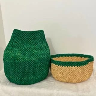 Lot de vase et paniers de rangement en raphia crochet